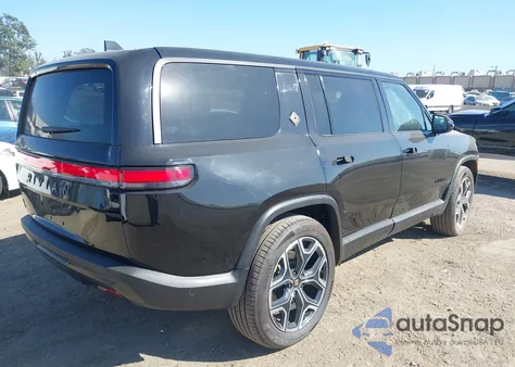 2025 Rivian R1S Adventure Dual Motor Large Pack/Adventure Dual Motor Max Pack z USA, uszkodzony, nr VIN 7PDSGBBA5SN055497